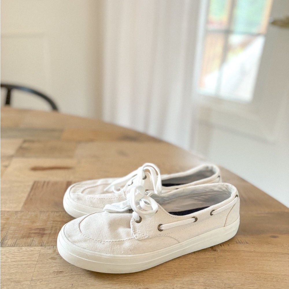 Sperry Women's Cream Flats